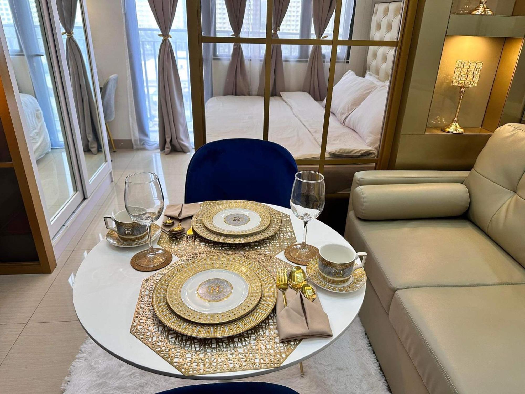 Deluxe Suites Razelles 2 At Shore 2 Residences Tower 1 Pasay Exterior foto